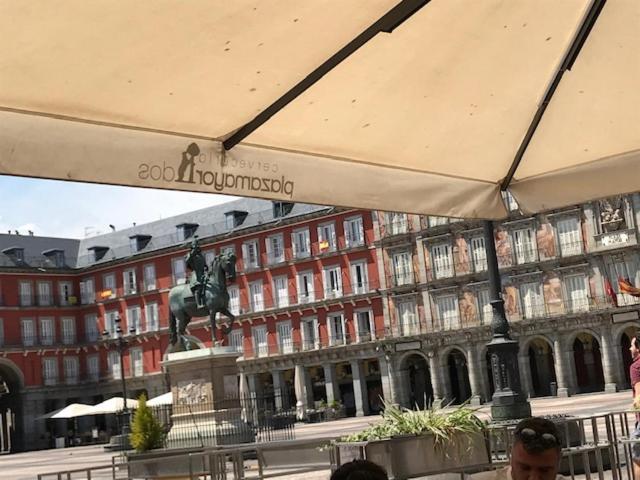 Апартаменты Plaza Mayor-Acogedor Apartamento En Edificio Historico Del Centro-Wifi Мадрид Экстерьер фото